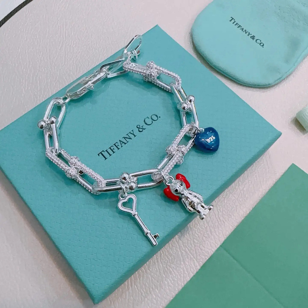 Tiffany & Co. Classic Fashion Bracelet